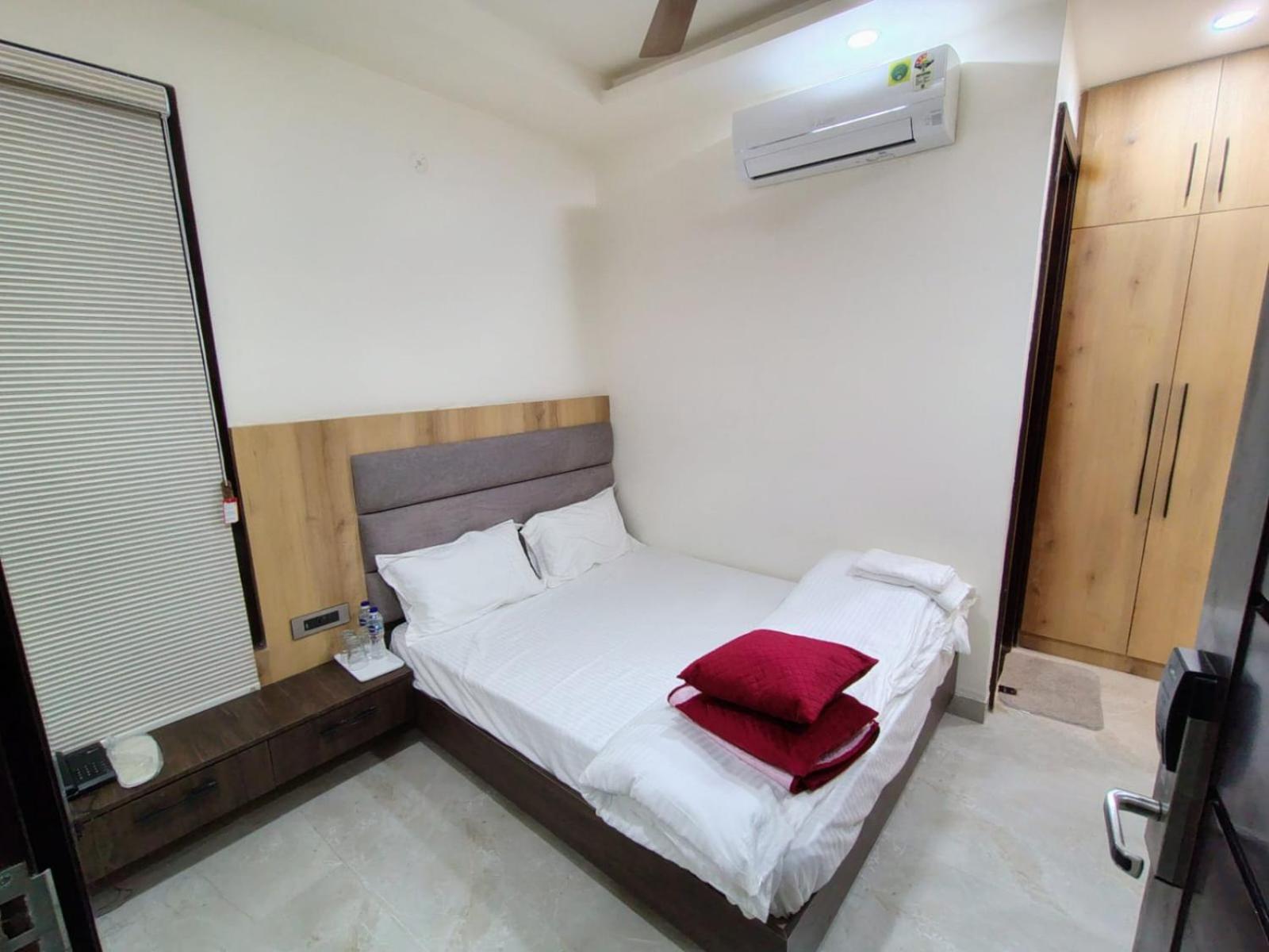 Celebration Guest House Lucknow Buitenkant foto