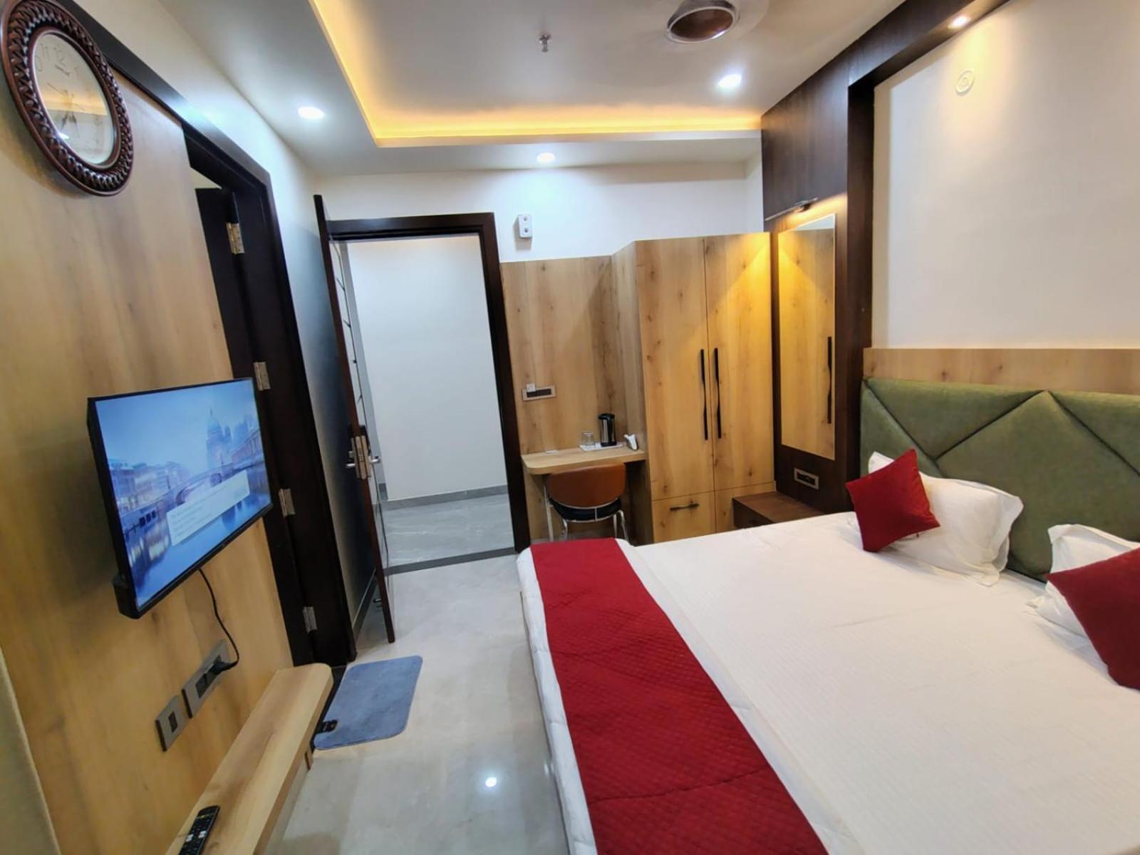 Celebration Guest House Lucknow Buitenkant foto